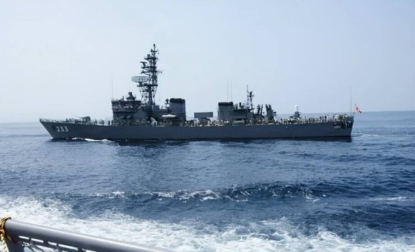 日本退役军舰开进南海：它不是来打仗的，是来“耗”你的